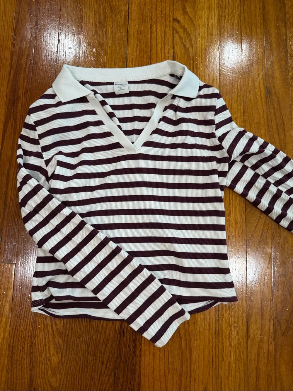 No Boundaries burgundy and white stripped long sleeve